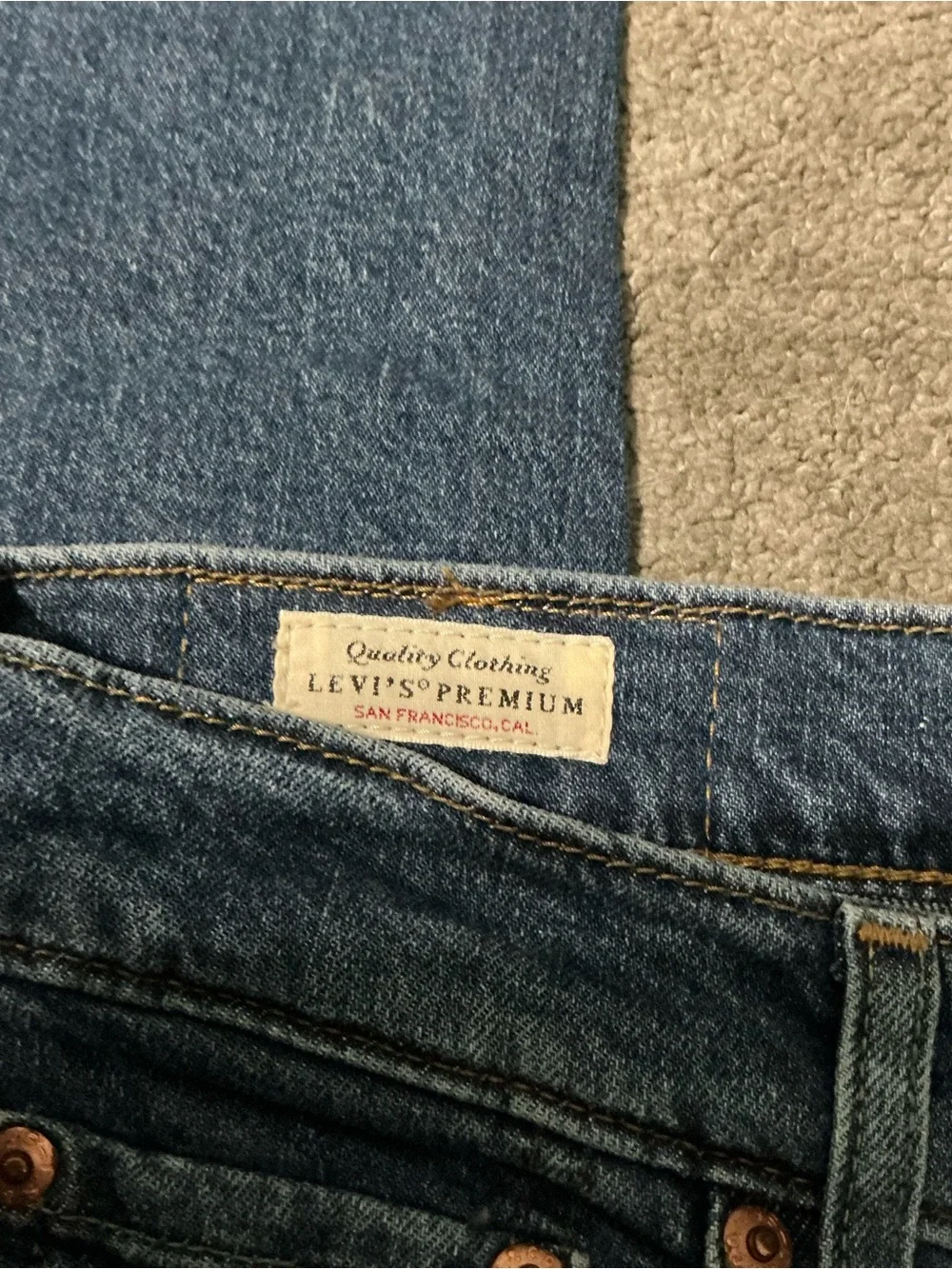 Levi's Men's Straight Leg Jeans in Dark Blue Denim